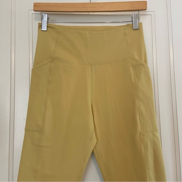 Girlfriend Collective compressive high rise crop leggings - Picture 3 of 5